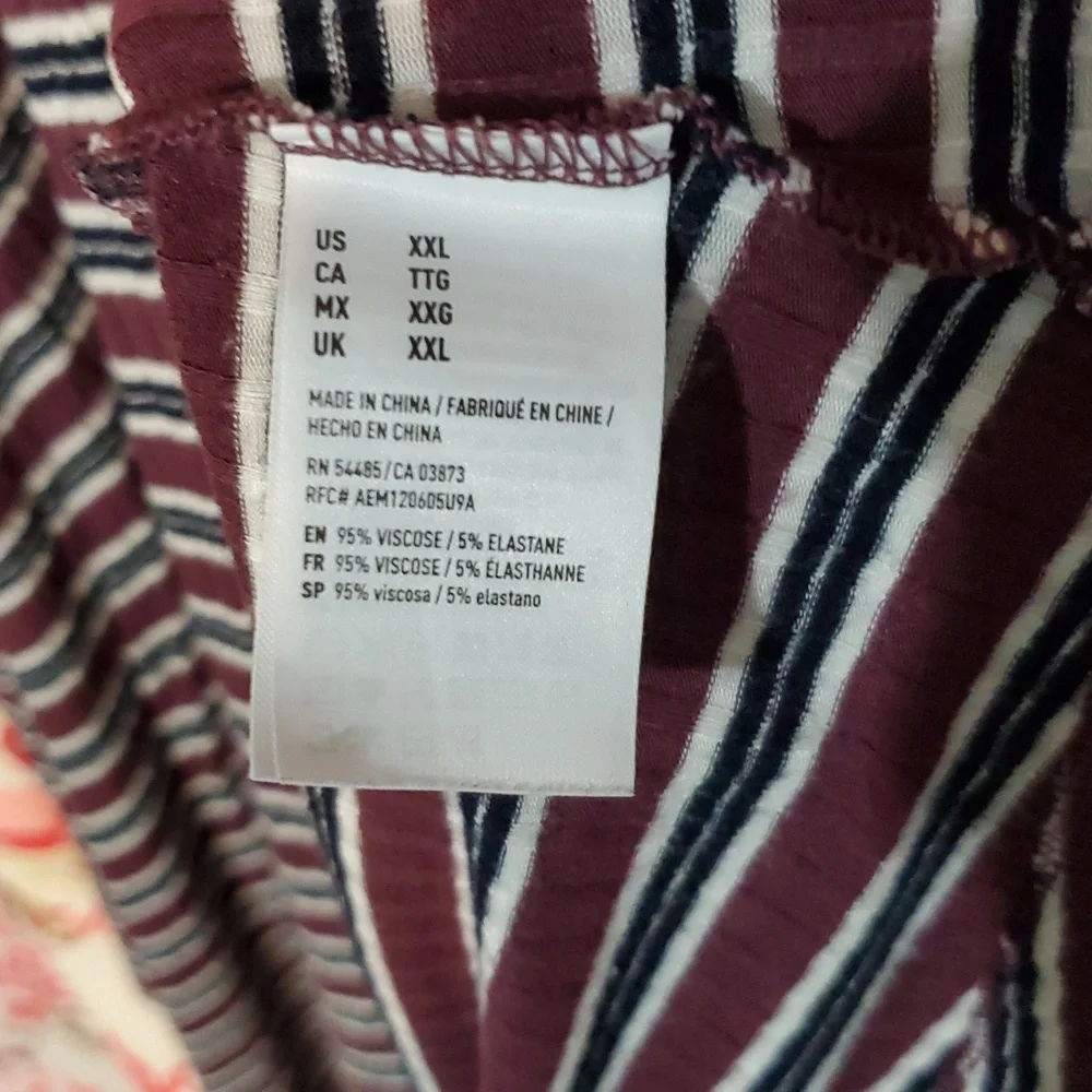 American Eagle Outfitters Black, Maroon and White Striped Top - Picture 3 of 8